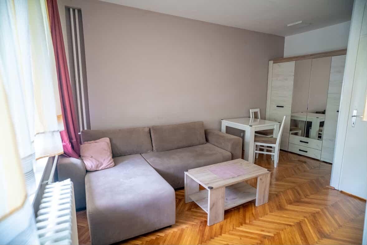 Stan na dan Erdoglija Kragujevac — apartman na dan u Kragujevac