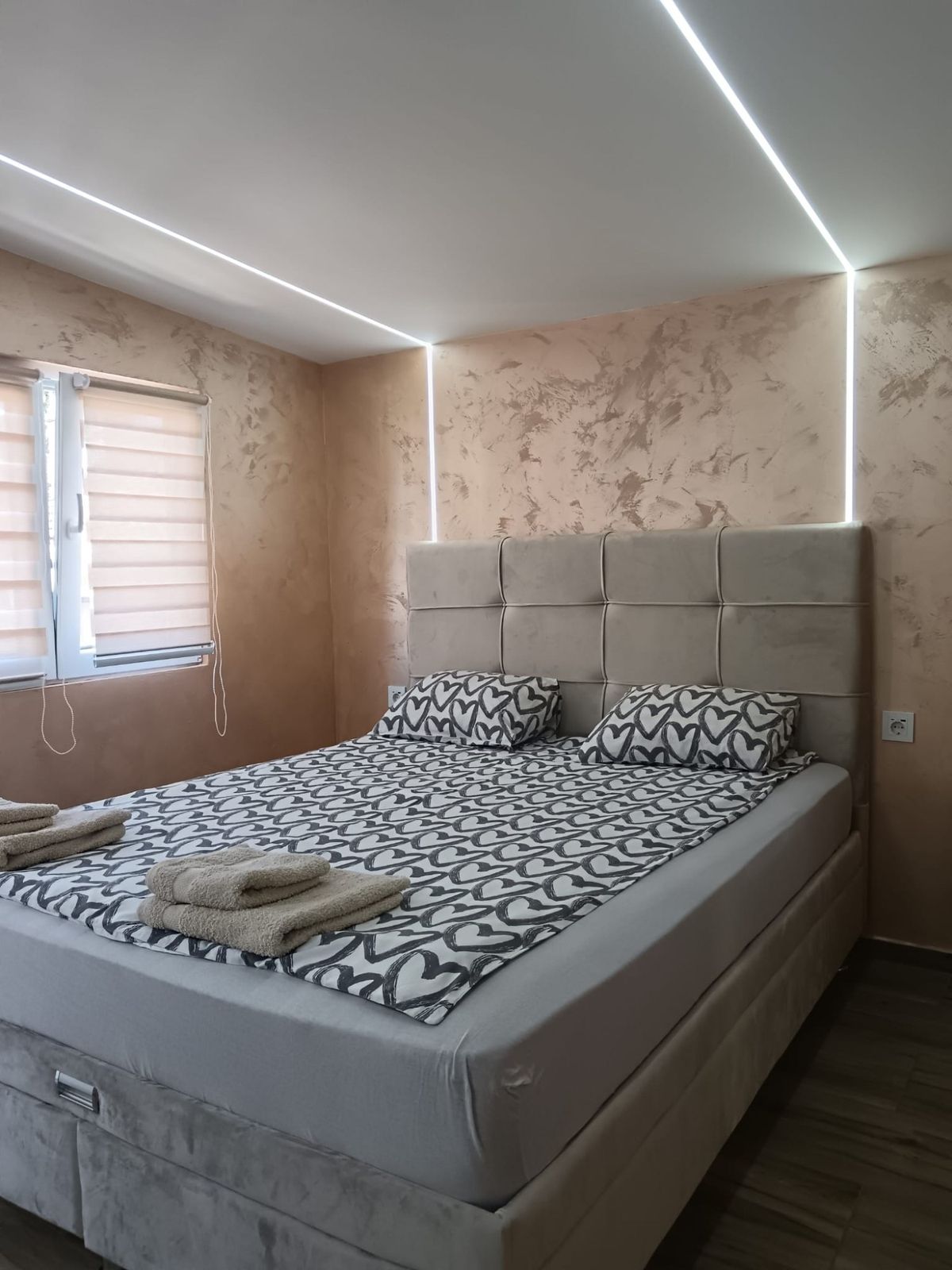 Stan na dan Niš - Centar — dnevna soba, apartman na dan u Niš (fotografija 1 od 10)