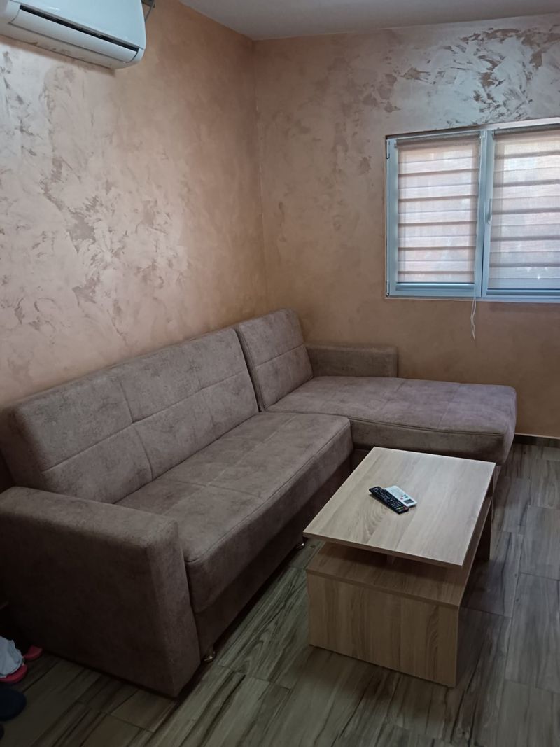 Stan na dan Niš - Centar — hodnik, apartman na dan u Niš (fotografija 7 od 10)