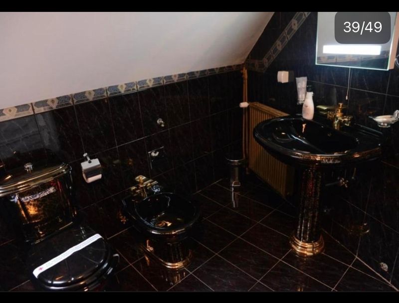 Guest House Vivaldi Niš - Smeštaj Niš — kupatilo sa tuš kabinom, apartman na dan u Niš (fotografija 9 od 10)