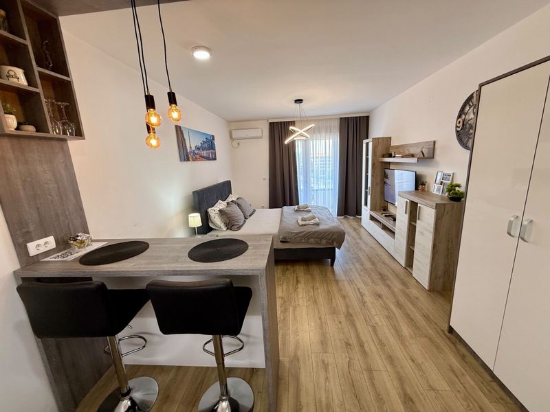 Royal Apartmani Paraćin – Stan na dan Paraćin - Smeštaj Centar — hodnik, apartman na dan u Paraćin (fotografija 7 od 10)