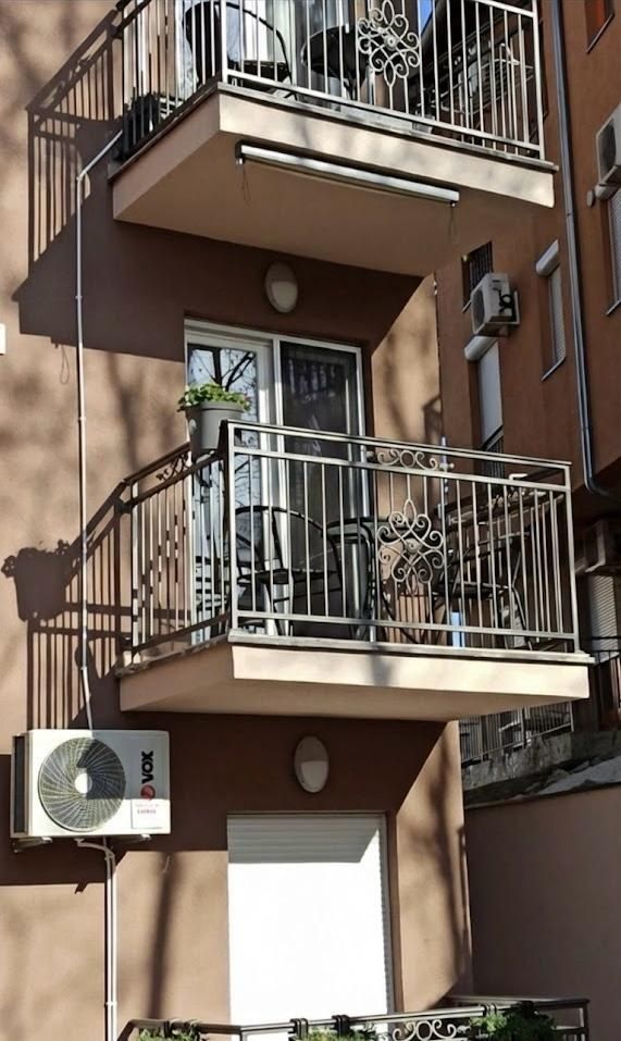 Lux apartman u Vrnjačkoj Banji | Stan na dan Vrnjačka banja — spavaća soba sa francuskim ležajem, apartman na dan u Vrnjačka Banja (fotografija 8 od 8)