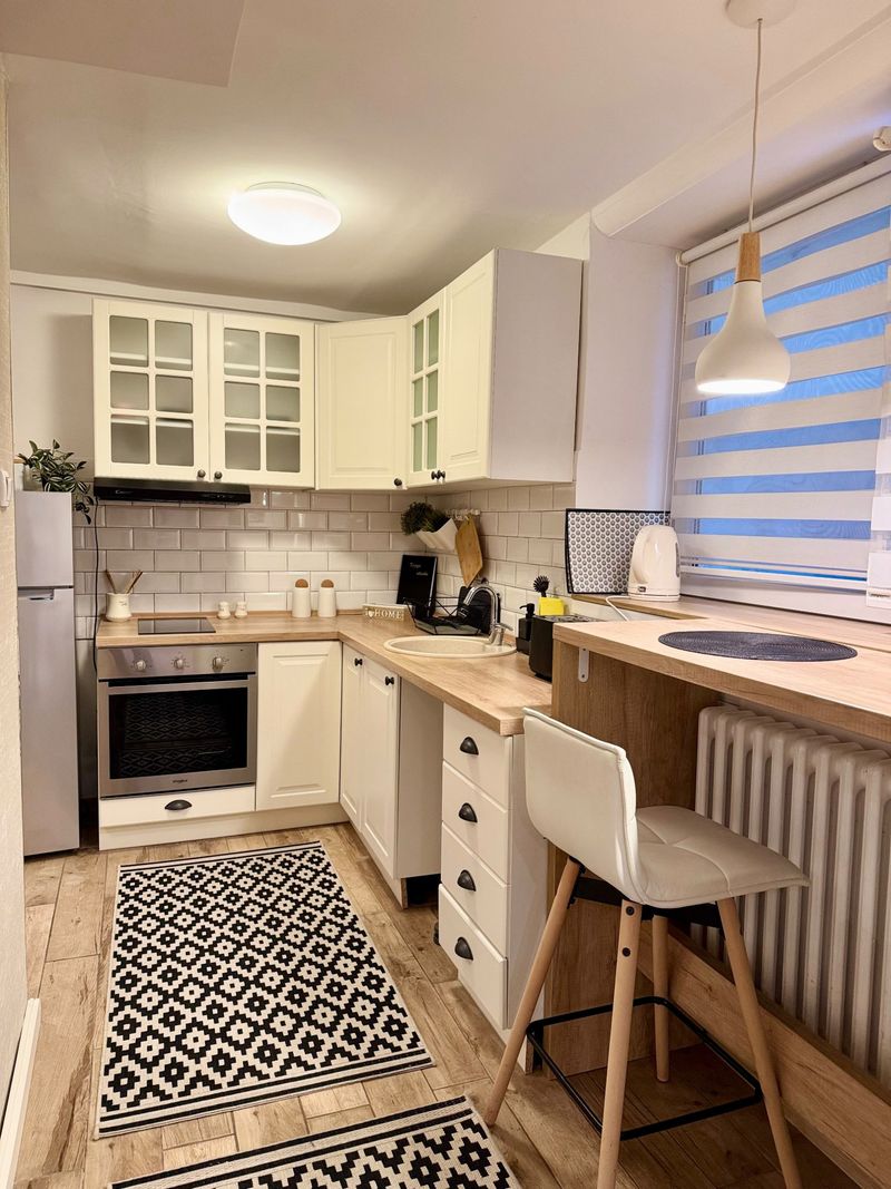 Cozy Haven Apartman u blizini Kliničkog centra Beograd | Stan na dan Savski venac — terasa, apartman na dan u Beograd (fotografija 6 od 10)