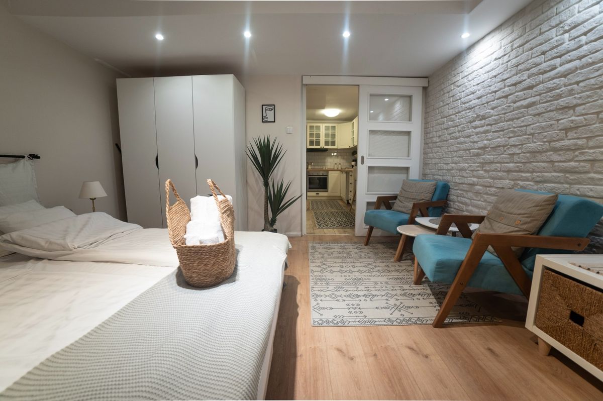 Cozy Haven Apartman u blizini Kliničkog centra Beograd | Stan na dan Savski venac — dnevna soba, apartman na dan u Beograd (fotografija 1 od 10)