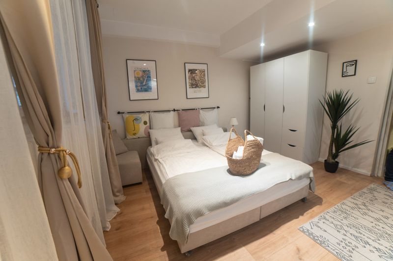 Cozy Haven Apartman u blizini Kliničkog centra Beograd | Stan na dan Savski venac — kupatilo, apartman na dan u Beograd (fotografija 4 od 10)