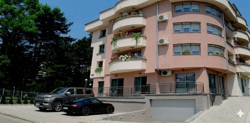 Apartman Kesten 1 Vrnjačka banja | Stan na dan Vrnjačka banja — spavaća soba sa francuskim ležajem, apartman na dan u Vrnjačka Banja (fotografija 8 od 10)