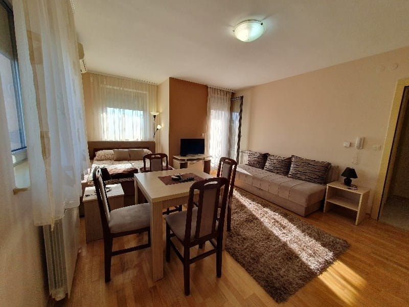 Apartman Kesten 2 Vrnjačka banja | Stan na dan Vrnjačka banja — trpezarija, apartman na dan u Vrnjačka Banja (fotografija 5 od 9)
