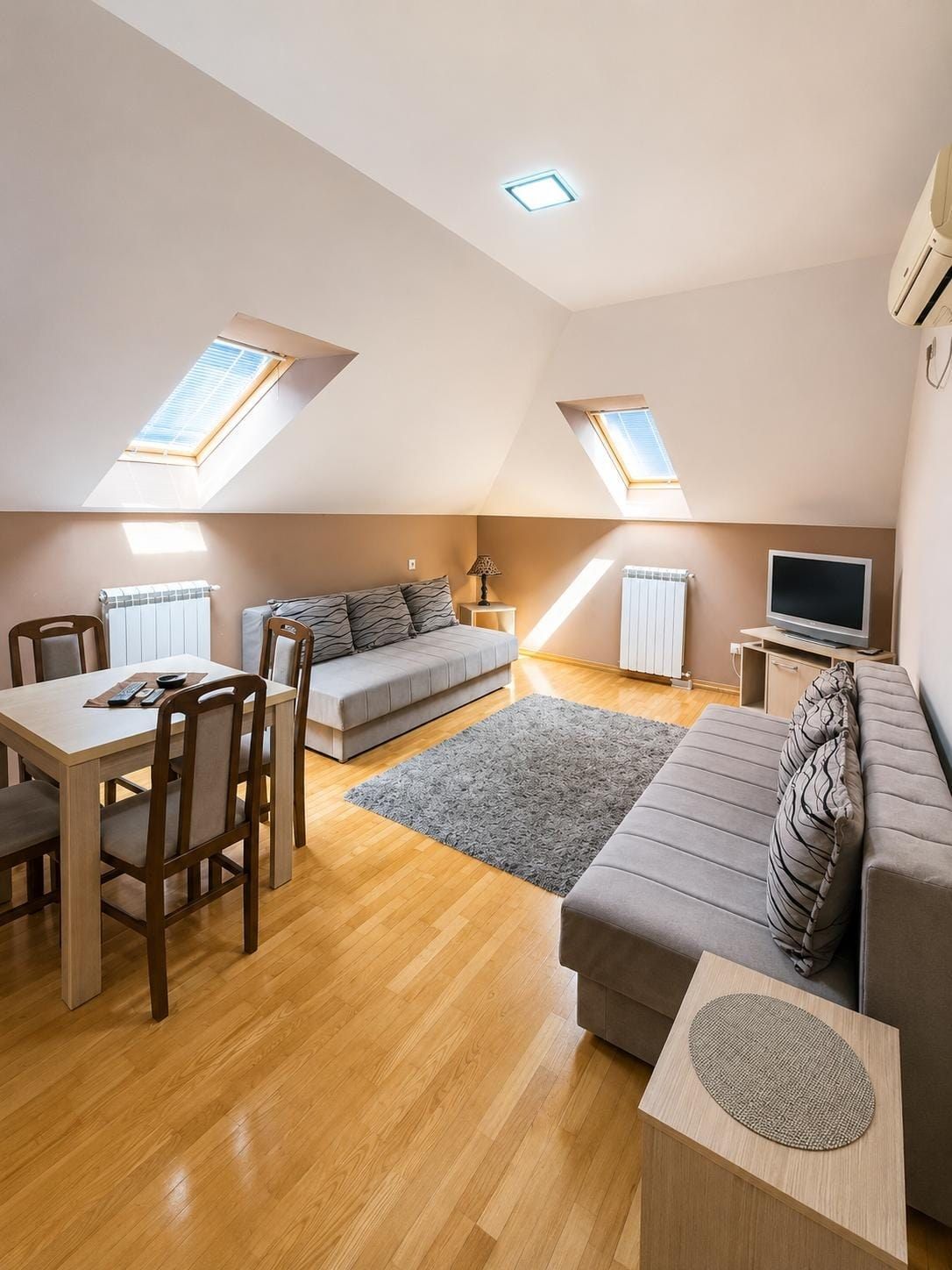 Apartman Kesten 3 Vrnjačka banja | Stan na dan Vrnjačka banja — dnevna soba, apartman na dan u Vrnjačka Banja (fotografija 1 od 10)