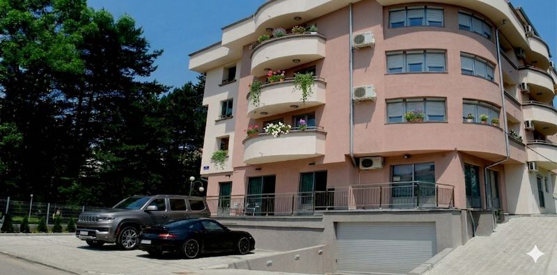 Apartman Kesten 3 Vrnjačka banja | Stan na dan Vrnjačka banja — spavaća soba sa francuskim ležajem, apartman na dan u Vrnjačka Banja (fotografija 8 od 10)