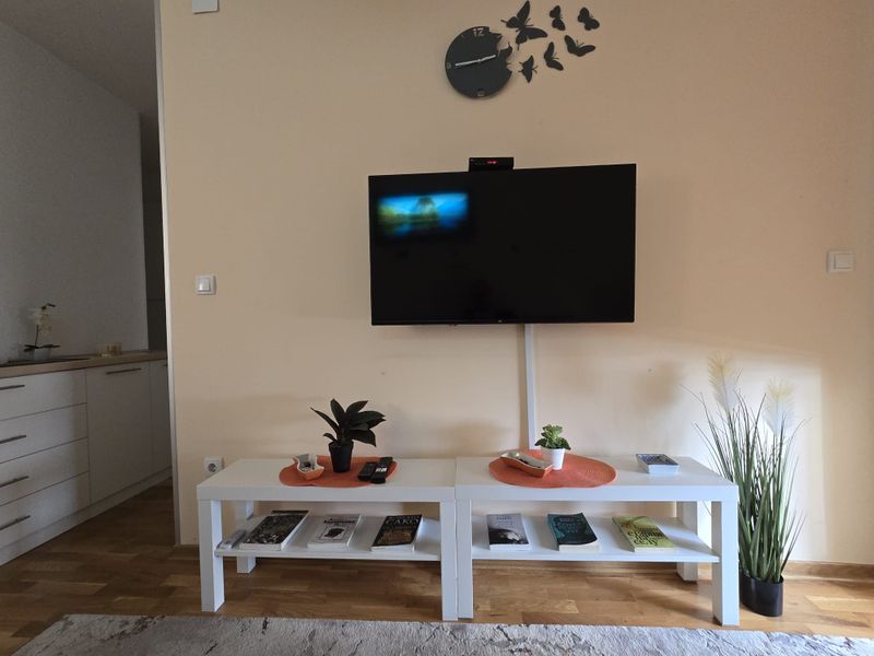 Apartman LAKI 15 Kaludjerica | Stan na dan Kaludjerica Beograd — eksterijer zgrade, apartman na dan u Beograd (fotografija 10 od 13)