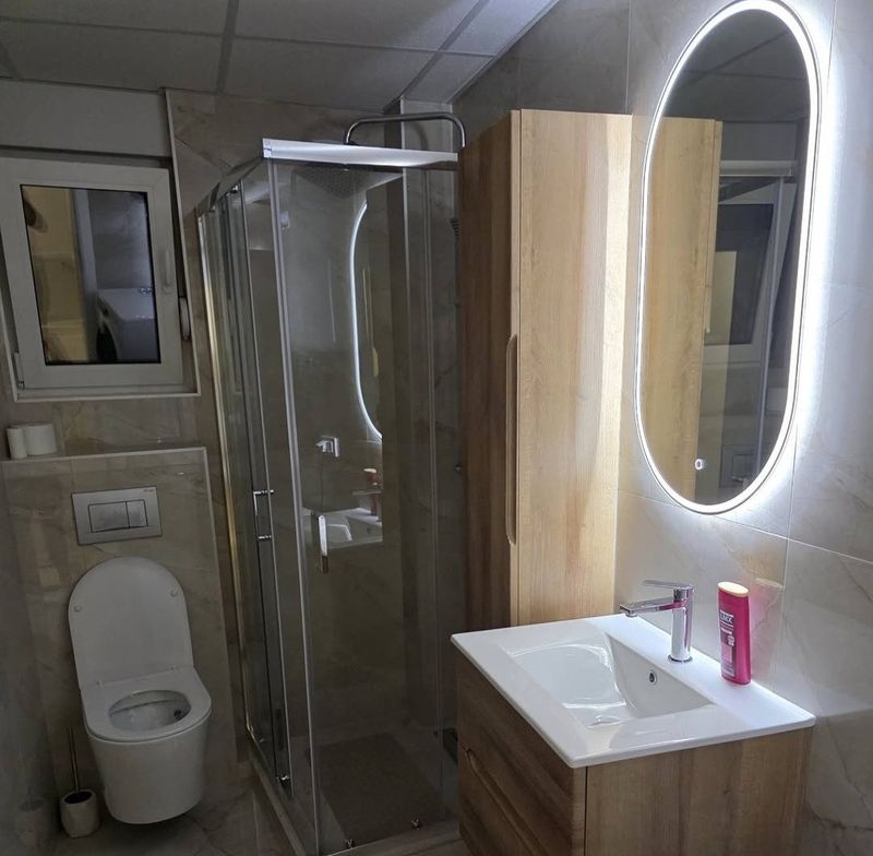Apartmani Kosturnica Kruševac – Stan na dan Kruševac sa obezbedjenim parkingom — eksterijer zgrade, apartman na dan u Kruševac (fotografija 10 od 12)