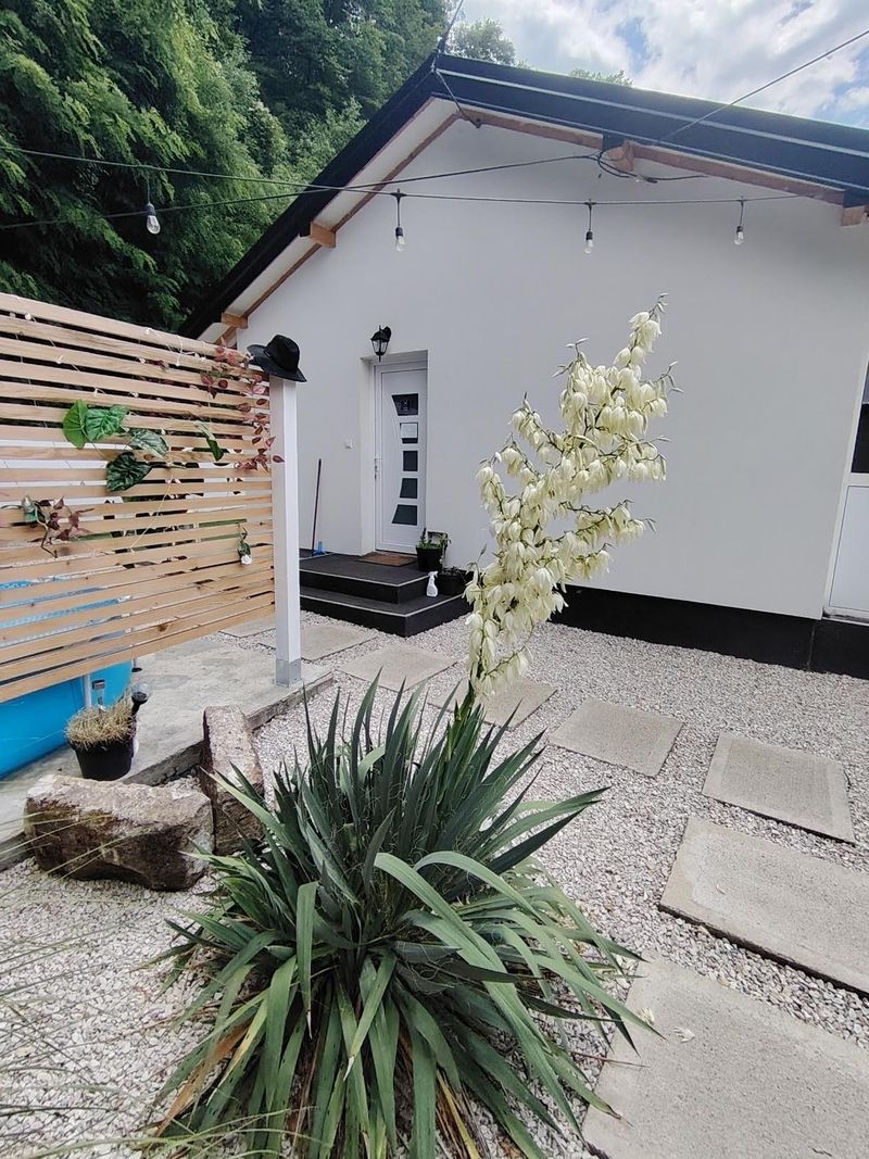 Kuća za odmor MERLIN House Vrnjačka Banja –Stan na dan Vrnjačka banja blizu centra i Vrnjačkih Termi — kupatilo sa tuš kabinom, apartman na dan u Vrnjačka Banja (fotografija 19 od 20)