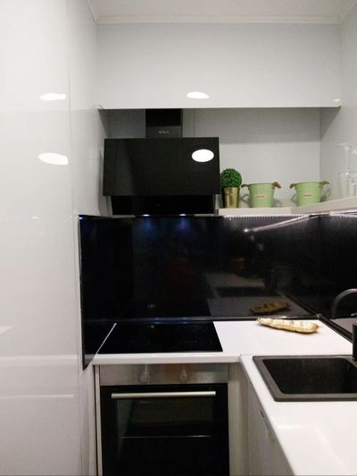 Lilian's Apartman Novi Sad – Stan na dan Novi Sad Centar — spavaća soba sa francuskim ležajem, apartman na dan u Novi Sad (fotografija 8 od 11)