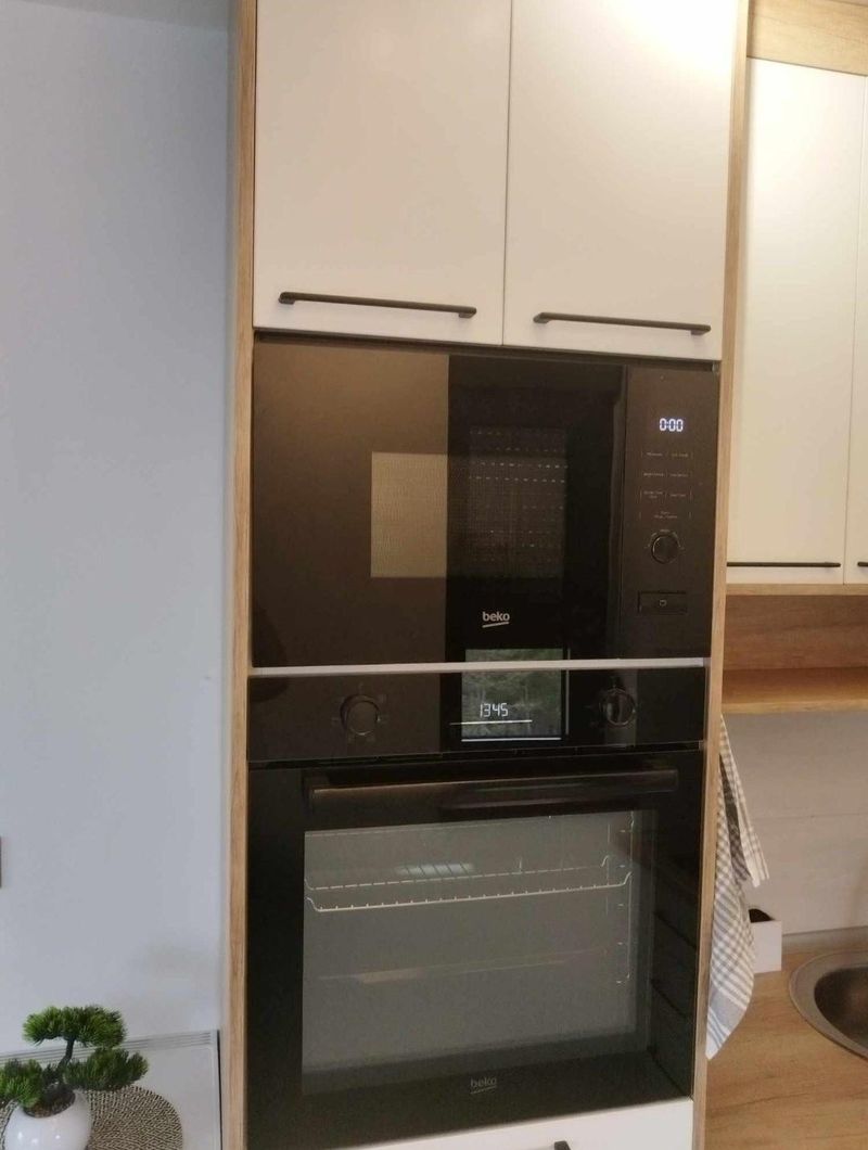 VSS Apartmani Zlatibor – Moderan stan na dan Zlatibor | 600 m od jezera — hodnik, apartman na dan u Zlatibor (fotografija 7 od 20)