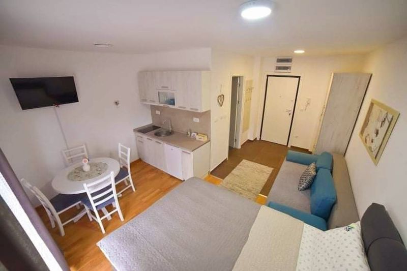 Špika Centar Lux - Stan na dan Zlatibor — trpezarija, apartman na dan u Zlatibor (fotografija 5 od 10)