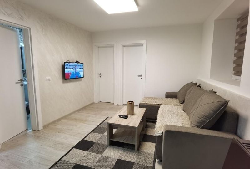 Stan na dan Kragujevac – Dvosoban apartman kod glavne autobuske stanice — spavaća soba, apartman na dan u Kragujevac (fotografija 2 od 5)