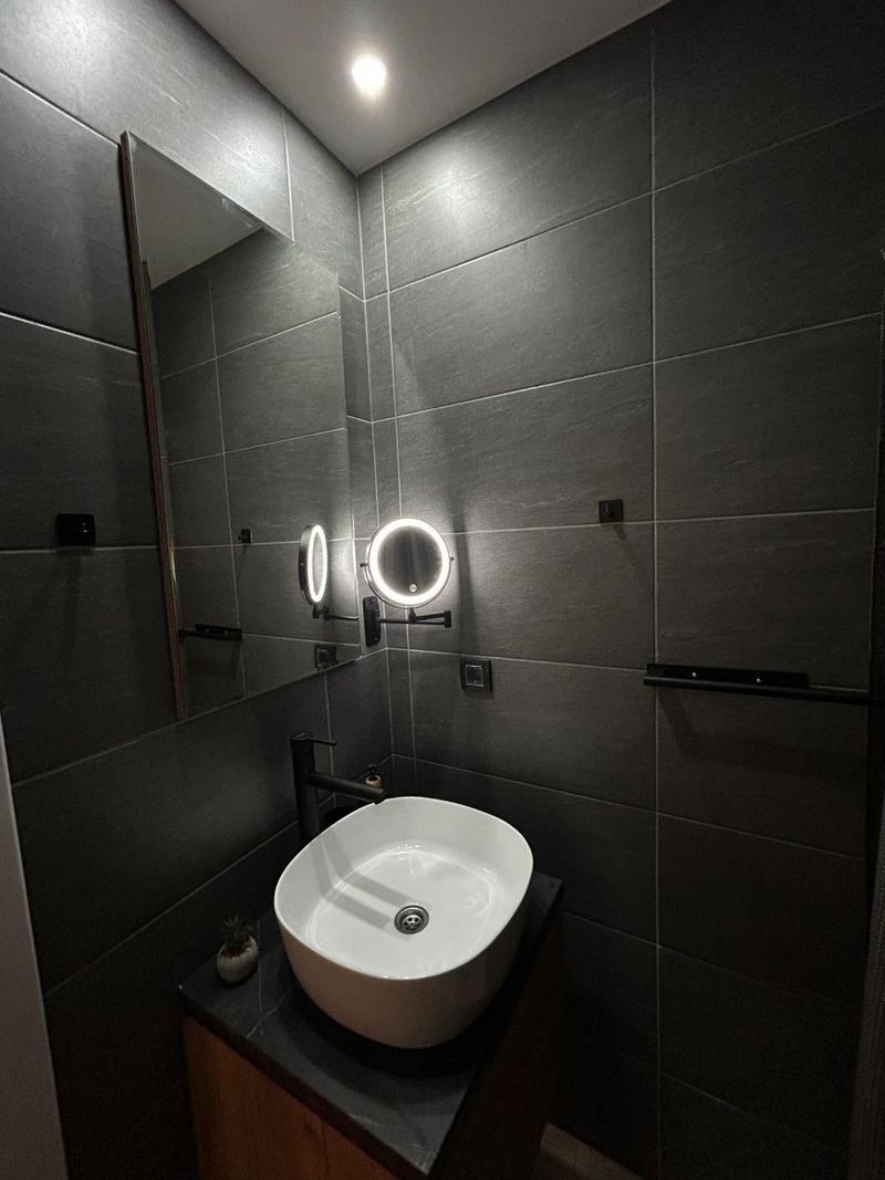 Apartman Aurora Summit Kopaonik – Stan na dan u Residence Hillu — kupatilo, apartman na dan u Kopaonik (fotografija 4 od 14)