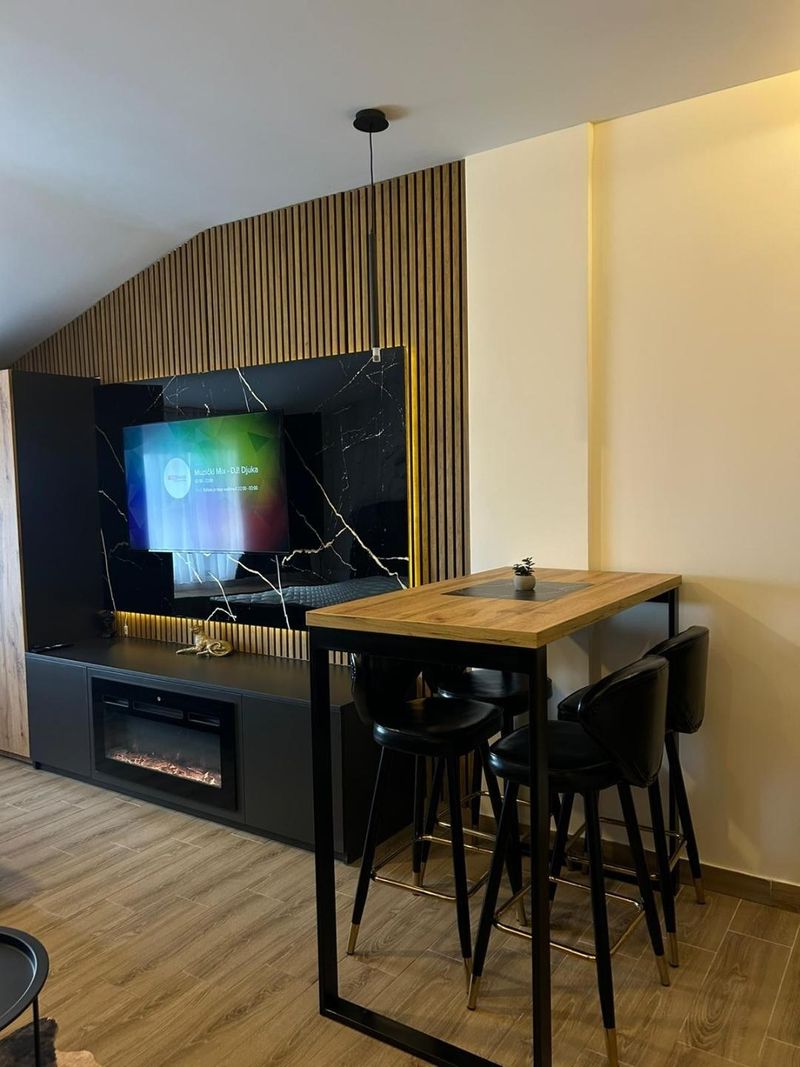Apartman Aurora Summit Kopaonik – Stan na dan u Residence Hillu — trpezarija, apartman na dan u Kopaonik (fotografija 5 od 14)