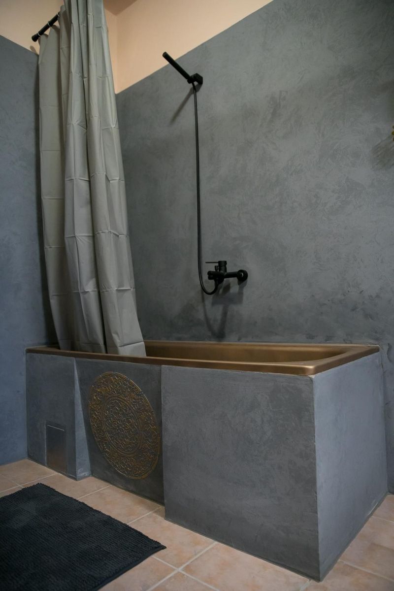 Stan na dan Kinky Q-art Home Novi Sad Centar – Private Loft za Parove — terasa, apartman na dan u Novi Sad (fotografija 16 od 16)