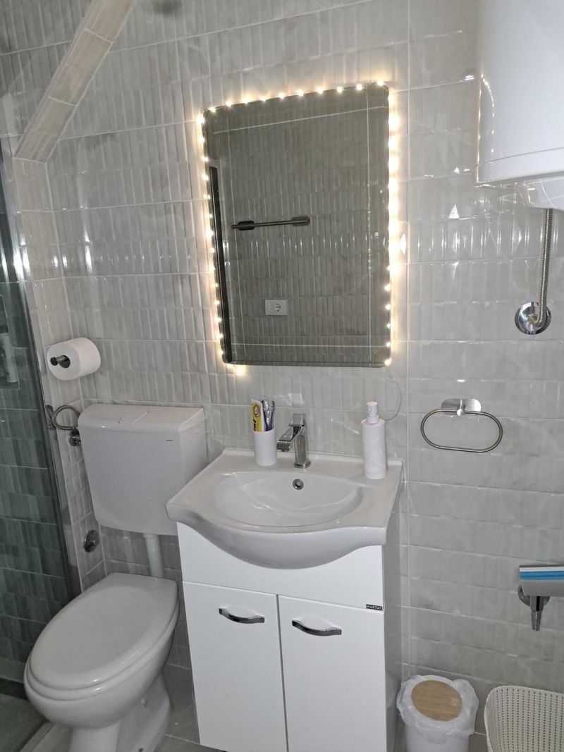Mags Studio Zemun – Stan na dan kod Zemunskog keja Beograd — hodnik, apartman na dan u Beograd (fotografija 7 od 10)