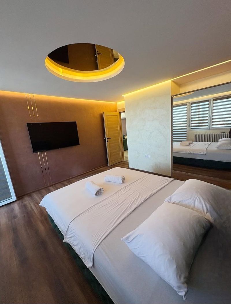 Princ Lux Spa Novi Sad – Stan na dan sa đakuzijem i saunom — terasa, apartman na dan u Novi Sad (fotografija 6 od 16)