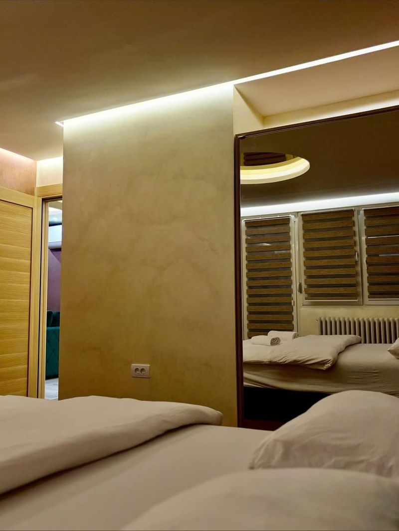 Princ Lux Spa Novi Sad – Stan na dan sa đakuzijem i saunom — spavaća soba, apartman na dan u Novi Sad (fotografija 12 od 16)