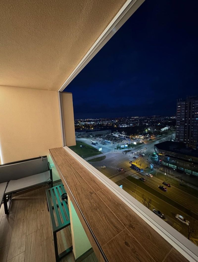Princ Lux Spa Novi Sad – Stan na dan sa đakuzijem i saunom — terasa, apartman na dan u Novi Sad (fotografija 16 od 16)