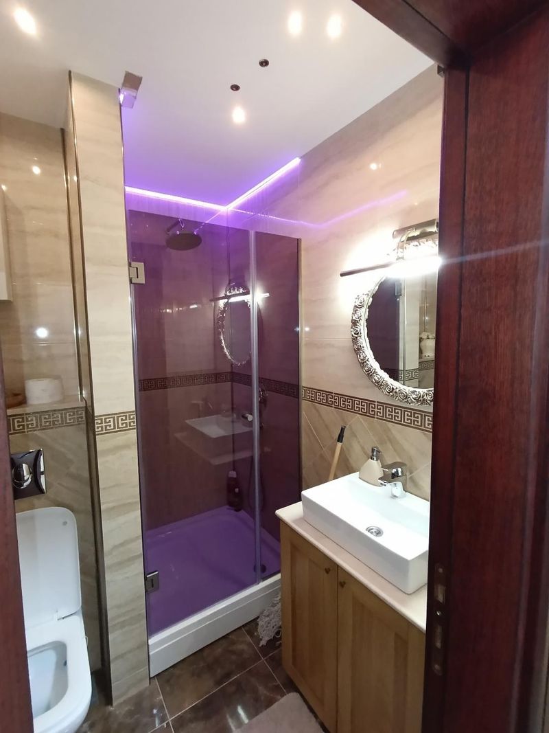 Gold Studio Kragujevac – Stan na dan u centru u blizini Hotela Kragujevac — kupatilo, apartman na dan u Kragujevac (fotografija 14 od 18)