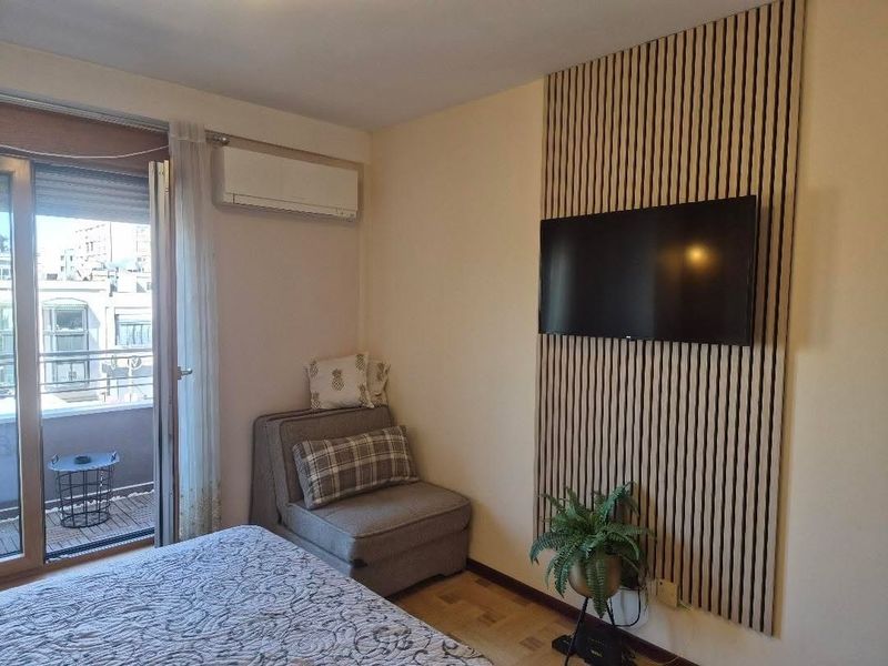 Gold Studio Kragujevac – Stan na dan u centru u blizini Hotela Kragujevac — terasa, apartman na dan u Kragujevac (fotografija 6 od 18)