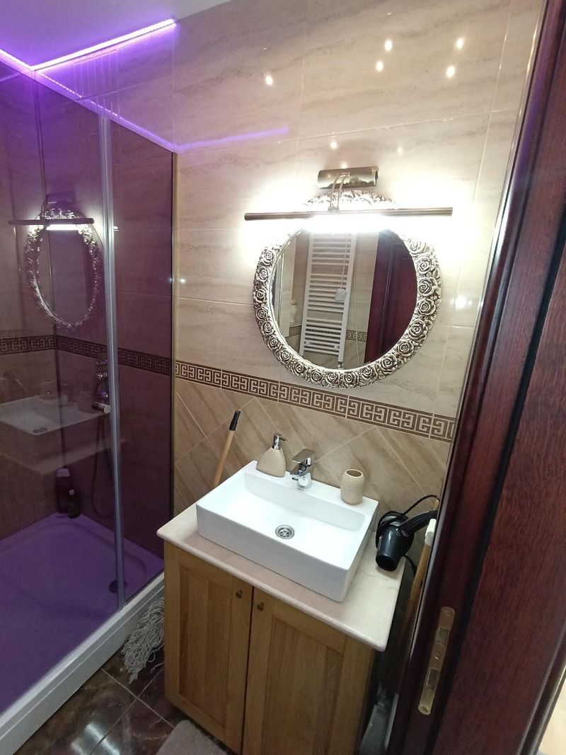 Gold Studio Kragujevac – Stan na dan u centru u blizini Hotela Kragujevac — spavaća soba, apartman na dan u Kragujevac (fotografija 12 od 18)