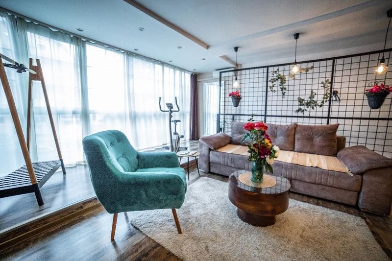 City Apartment & Gym – Stan na dan Niš Medijana, besplatna teretana — dnevna soba, apartman na dan u Niš (fotografija 11 od 19)