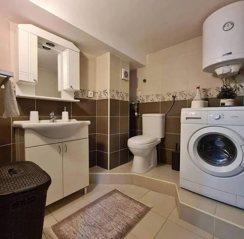 Apartman Nina - Stan na dan u Novom Sadu Rotkvarija, blizu glavne autobuske stanice — kuhinja, apartman na dan u Novi Sad (fotografija 3 od 13)