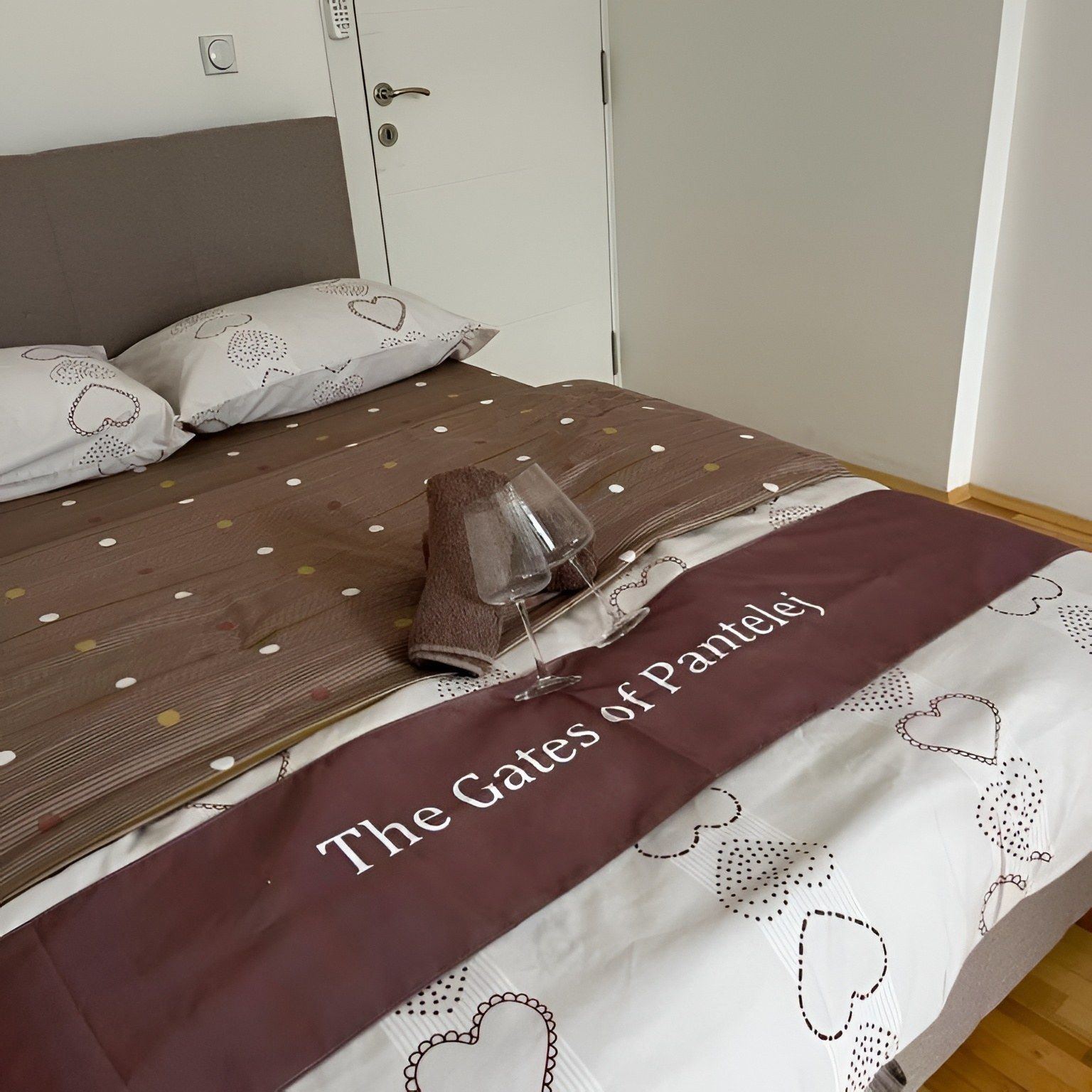 Pantelej Gates – Stan na dan Niš Pantelej — apartman na dan u Niš, glavna fotografija smeštaja