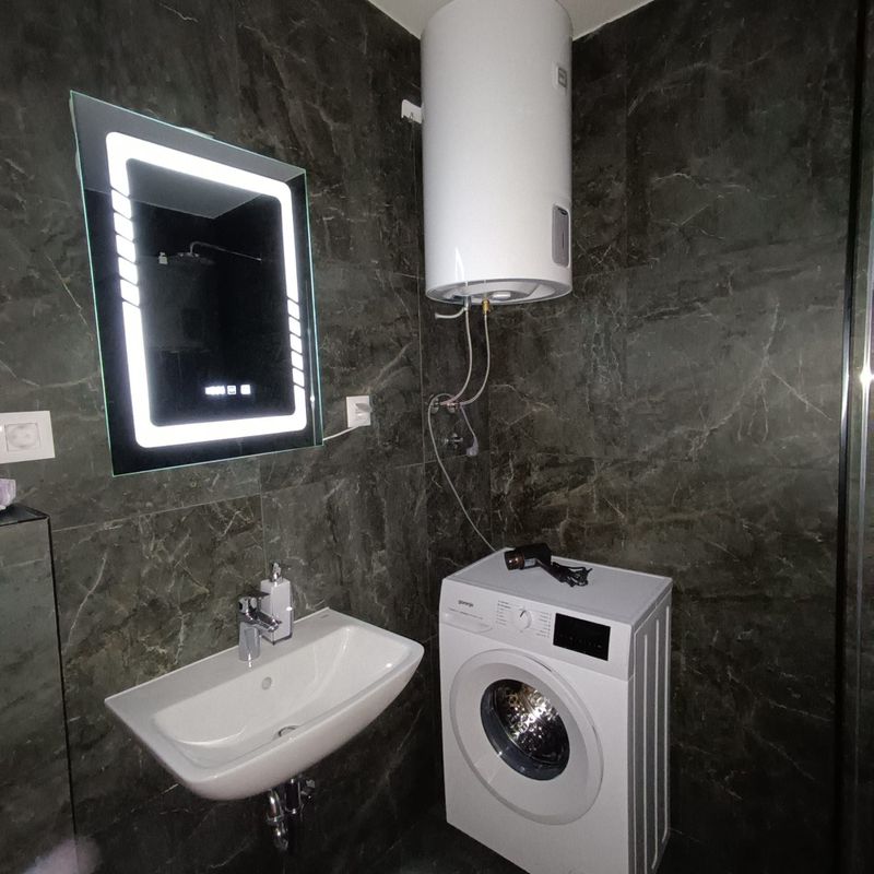 Apartman Jana – stan na dan Vrnjačka Banja, centar, parking — hodnik, apartman na dan u Vrnjačka Banja (fotografija 7 od 10)