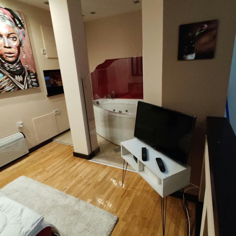 Apartman Queen Niš – stan na dan sa đakuzijem - Mediana — kupatilo, apartman na dan u Niš (fotografija 4 od 9)