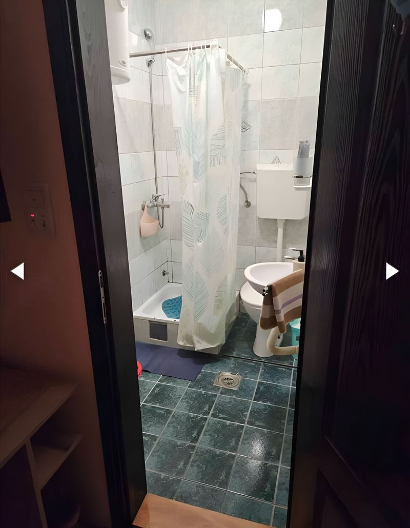 Apartman „SM“ – stan na dan u centru Novog Sada — kupatilo, apartman na dan u Novi Sad (fotografija 4 od 5)