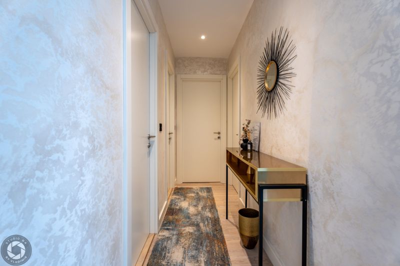 Lux Apartman Beograd — spavaća soba sa francuskim ležajem, apartman na dan u Beograd (fotografija 8 od 10)