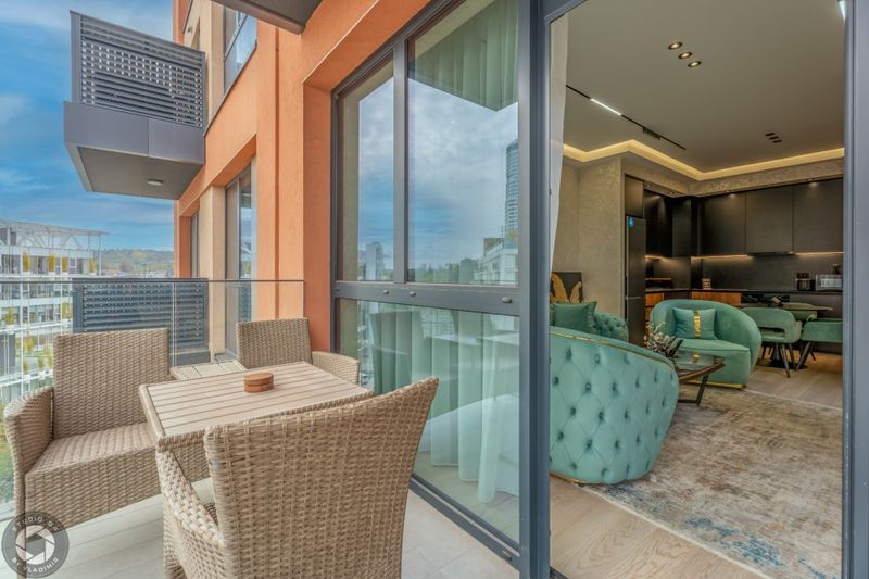Lux Apartman Beograd — kupatilo sa tuš kabinom, apartman na dan u Beograd (fotografija 9 od 10)