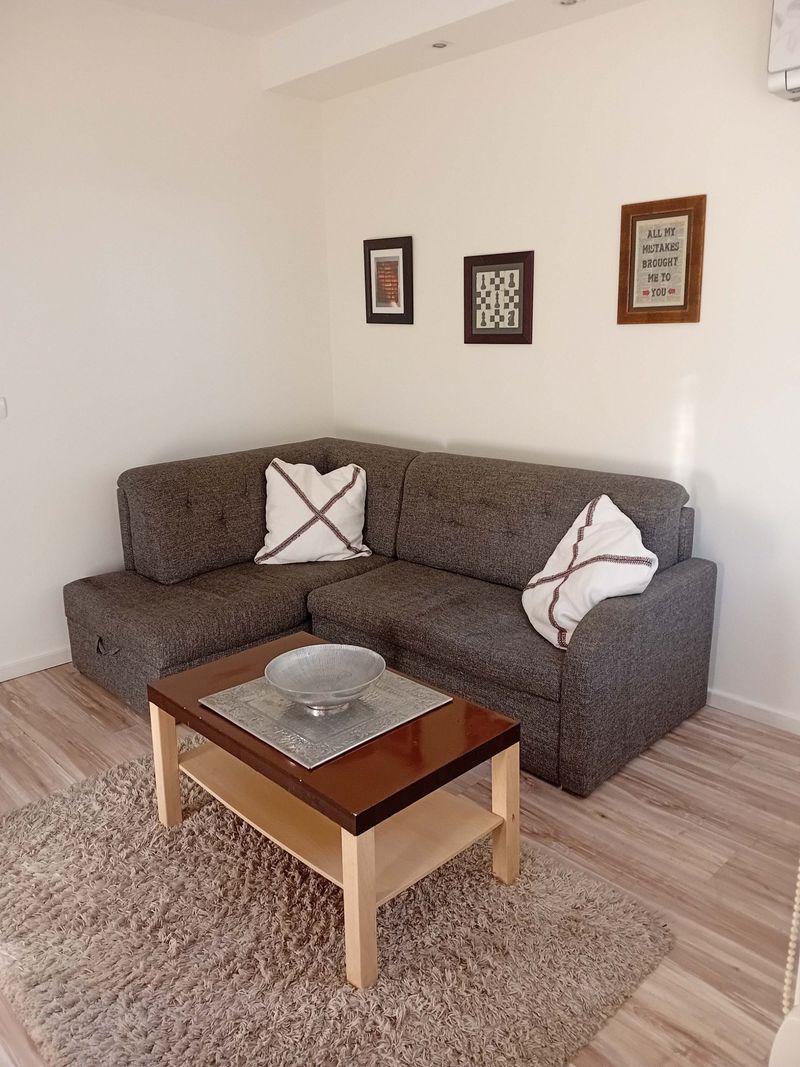 Senjak Residence, apartman kod Beogradskog sajma — spavaća soba sa francuskim ležajem, apartman na dan u Beograd (fotografija 8 od 10)