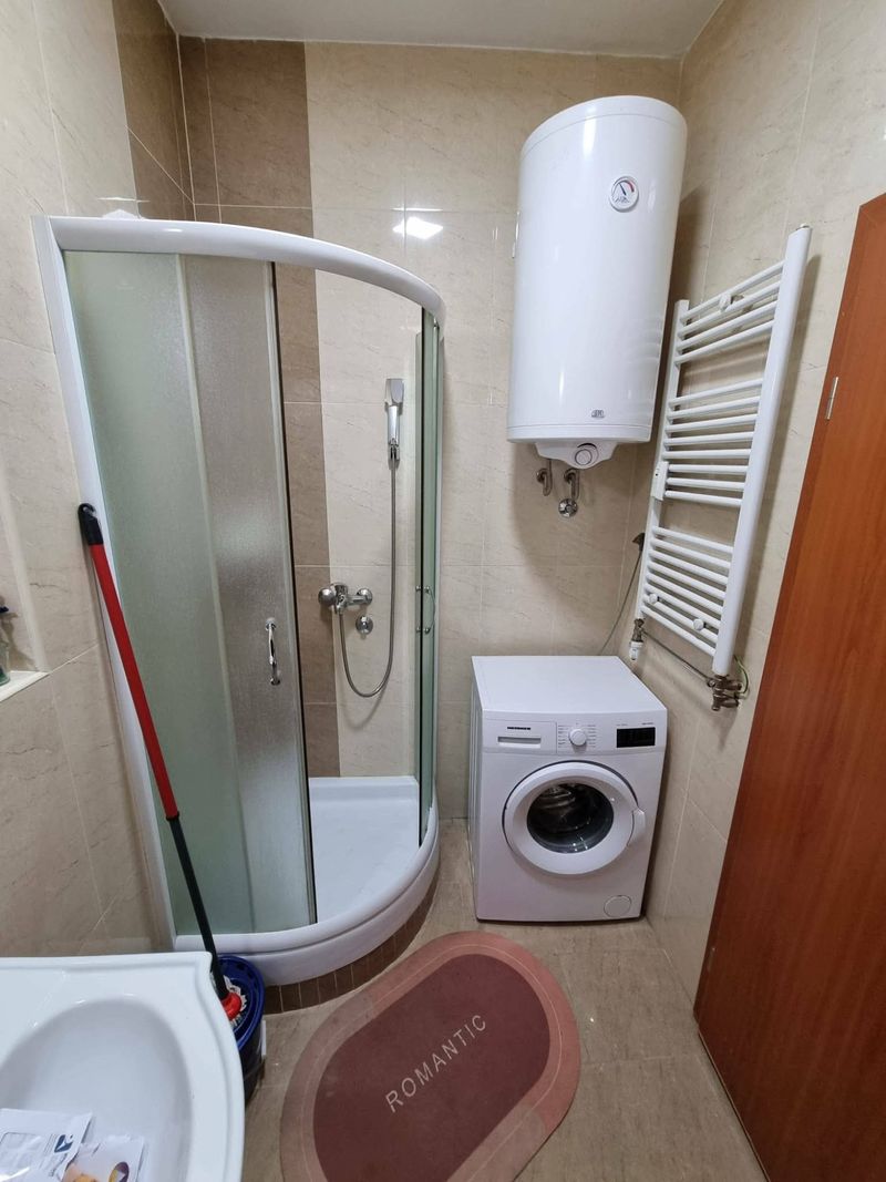 Stan na dan Beograd — spavaća soba sa francuskim ležajem, apartman na dan u Beograd (fotografija 8 od 10)