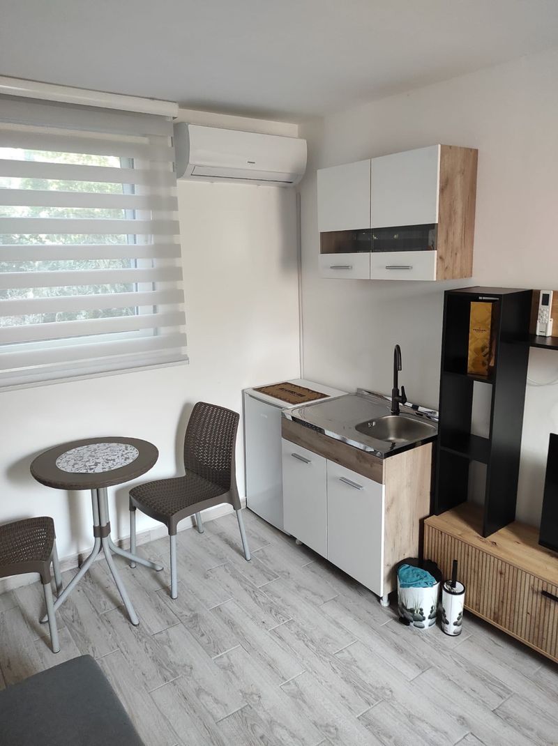 Stan na dan Beograd — hodnik, apartman na dan u Beograd (fotografija 7 od 10)