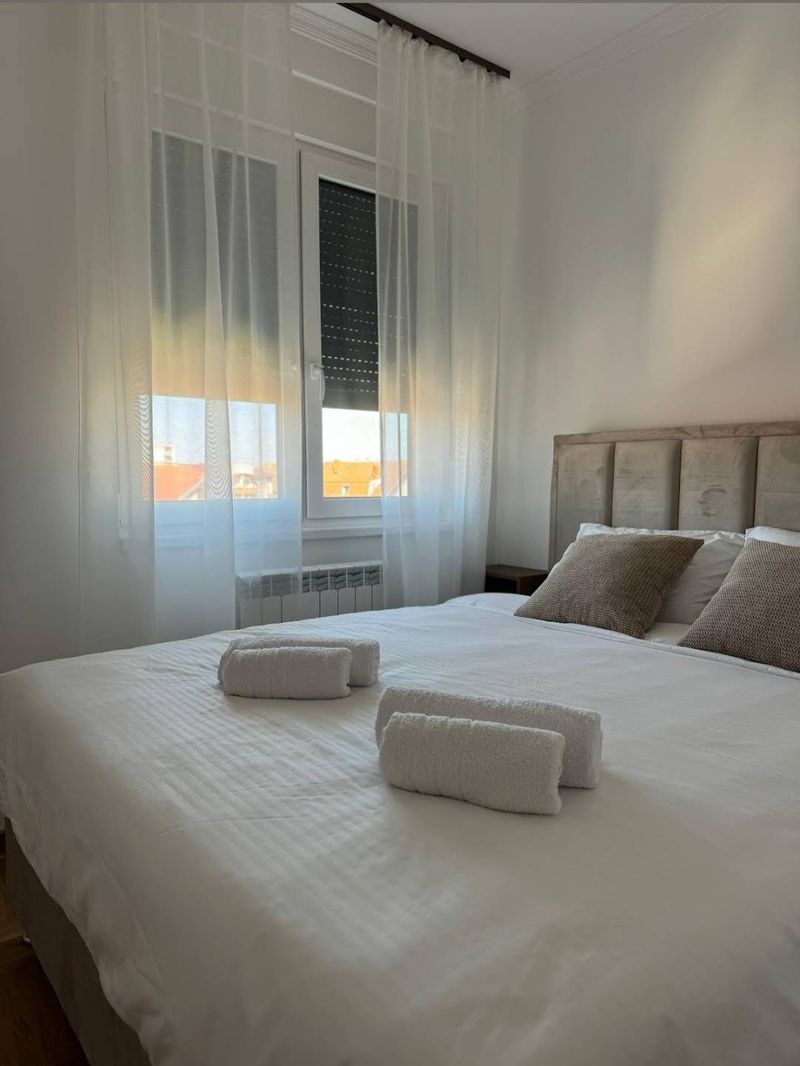 Stan na dan Borča — spavaća soba, apartman na dan u Beograd (fotografija 2 od 7)