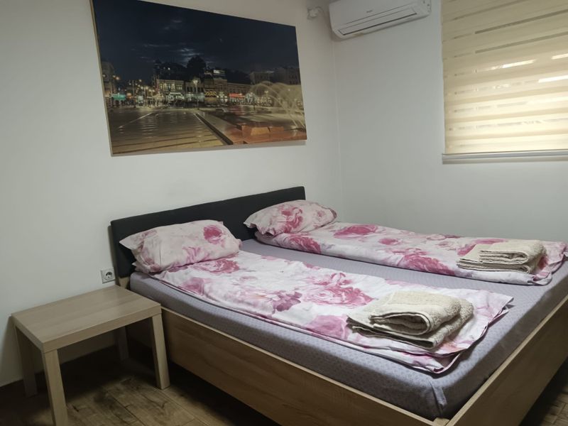 Stan na dan Niš - Centar — spavaća soba, apartman na dan u Niš (fotografija 2 od 10)