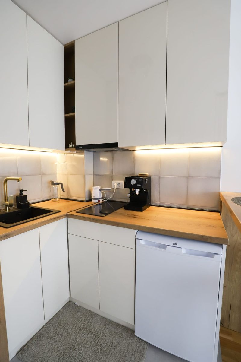 Stan na dan Vrnjačka Banja — trpezarija, apartman na dan u Vrnjačka Banja (fotografija 5 od 10)