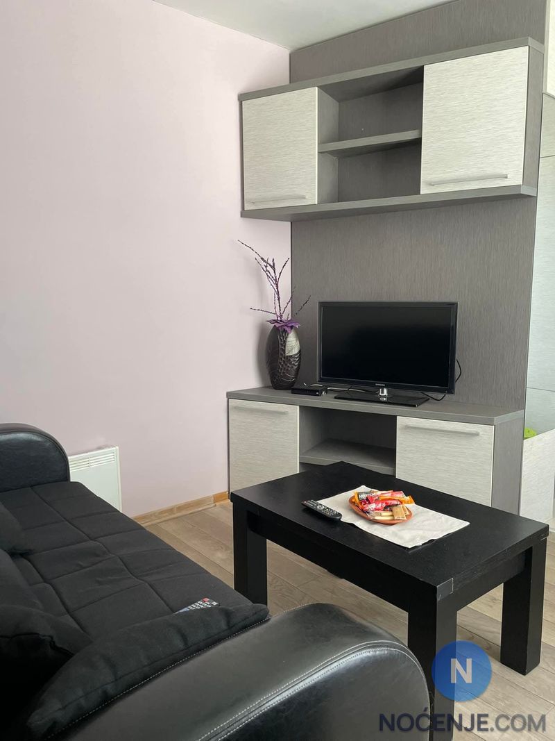 Apartmani Kraljevi Čardaci Kopaonik –Studio Čar 27 i Studio 6.13 — kuhinja, apartman na dan u Kopaonik (fotografija 3 od 10)